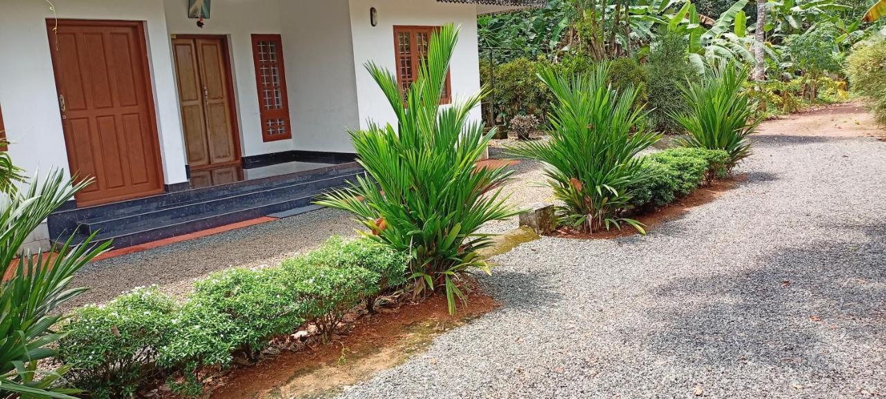 Kuttickattil Gardens Homestay Kottayam Ngoại thất bức ảnh