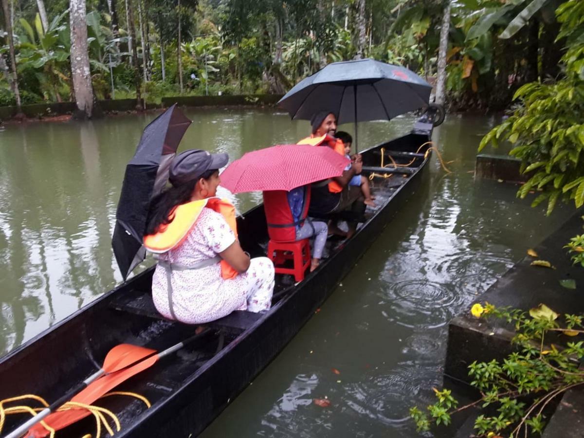 Kuttickattil Gardens Homestay Kottayam Ngoại thất bức ảnh